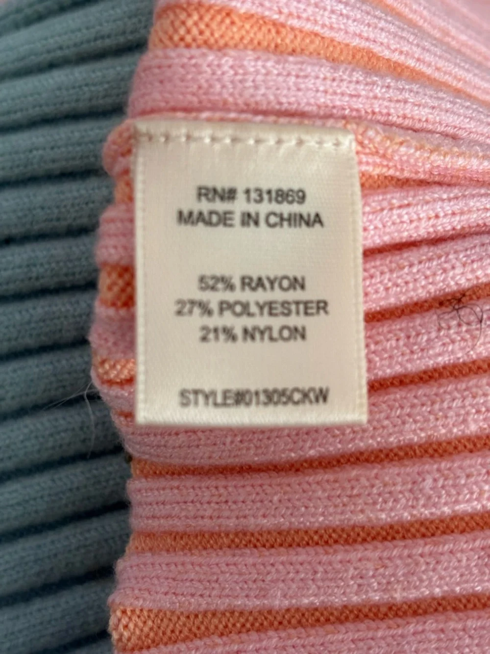 NWT Evolutionary Colorblock Ribbed Knit Top Medium – Pastel Blue & Pink - Picture 10 of 11
